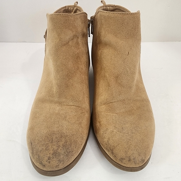Old Navy Women's Tan Vegan Ankle Booties, Size 9 - Picture 3 of 11